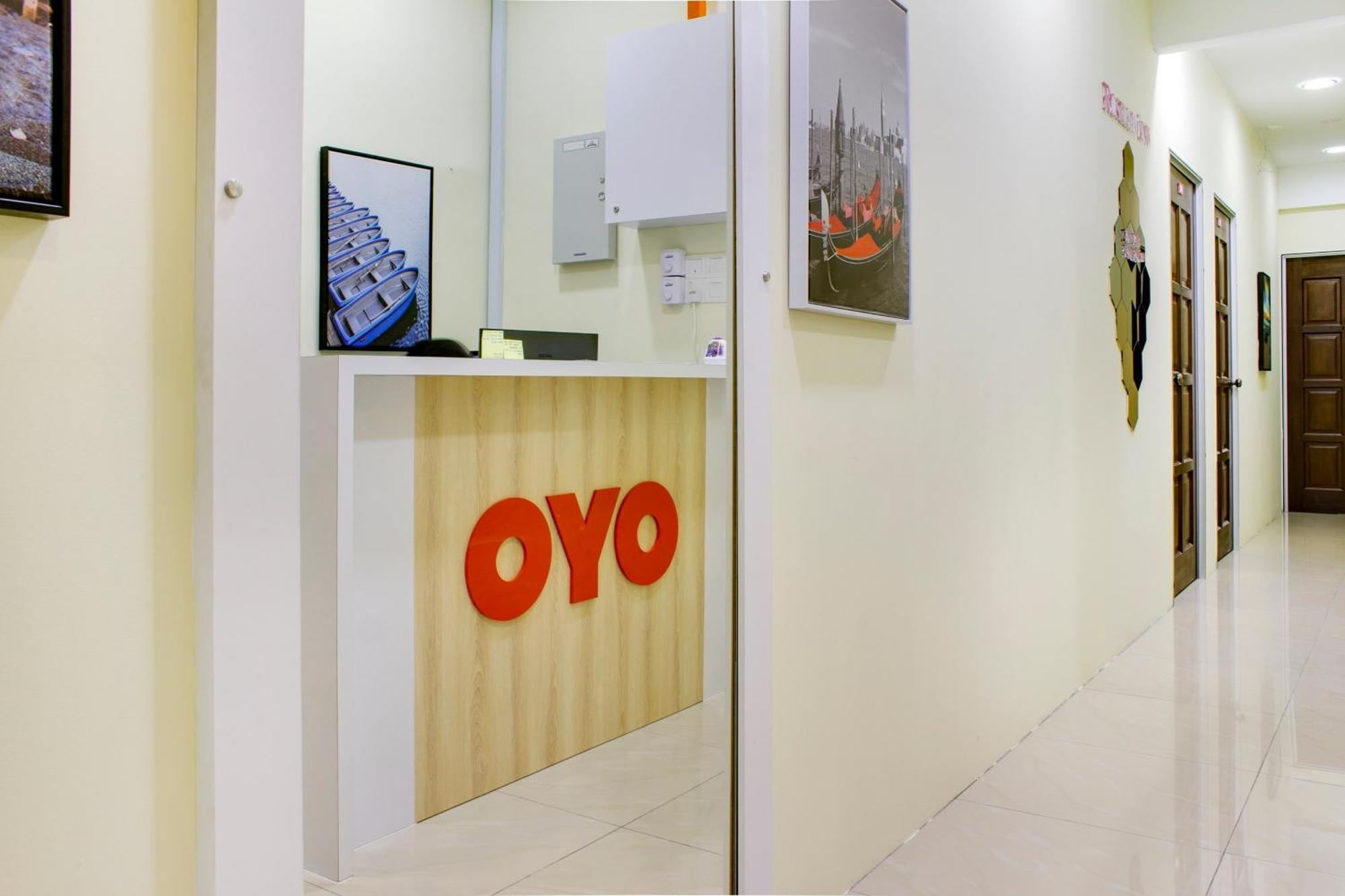 Oyo 90090 Roselyn Inn 2 Pasir Gudang Eksteriør bilde
